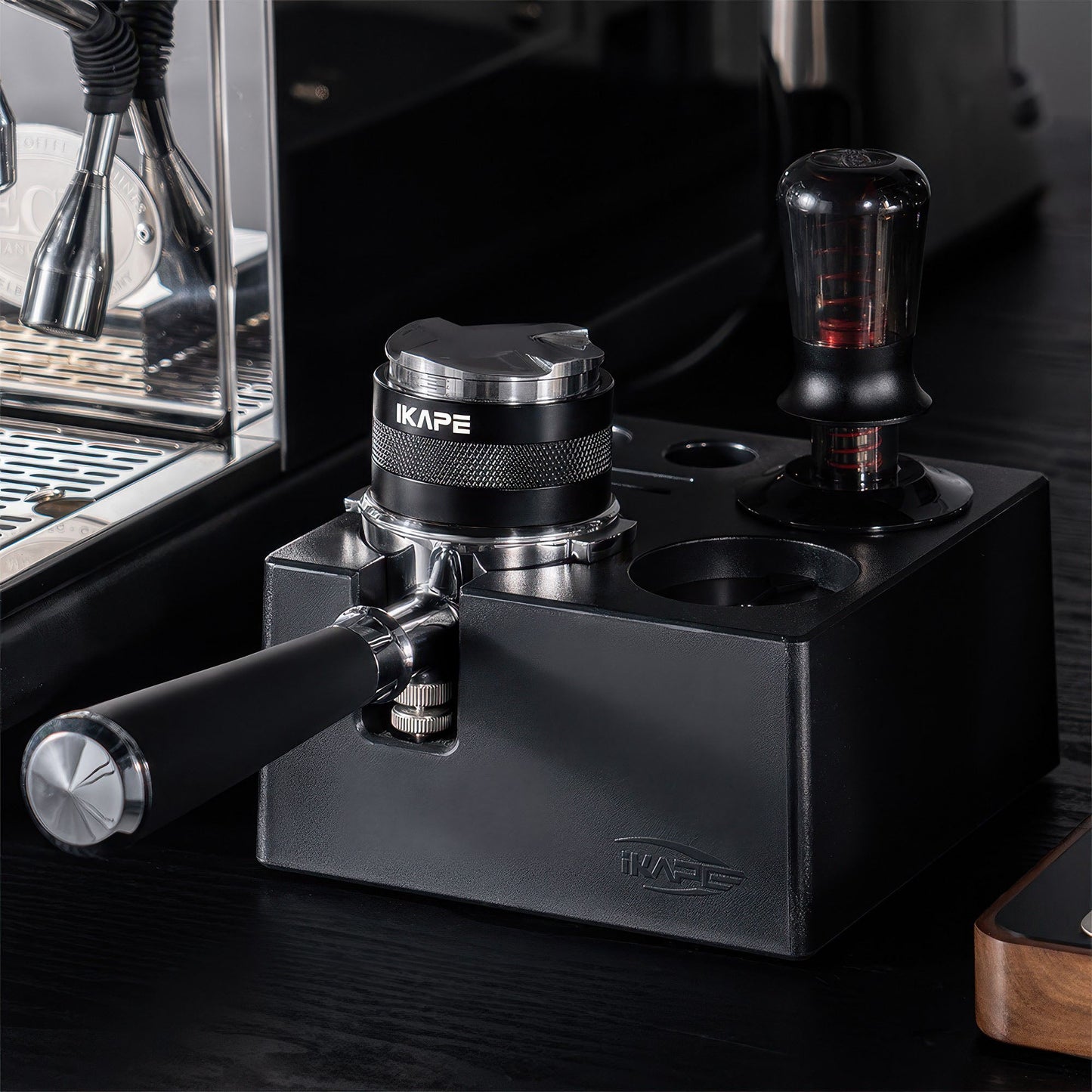 Lastaforest- 2 in 1 Adjustable Coffee Distributor & Tamper